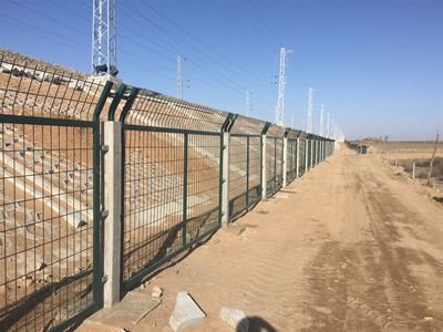 铁路护栏网 铁路护栏网